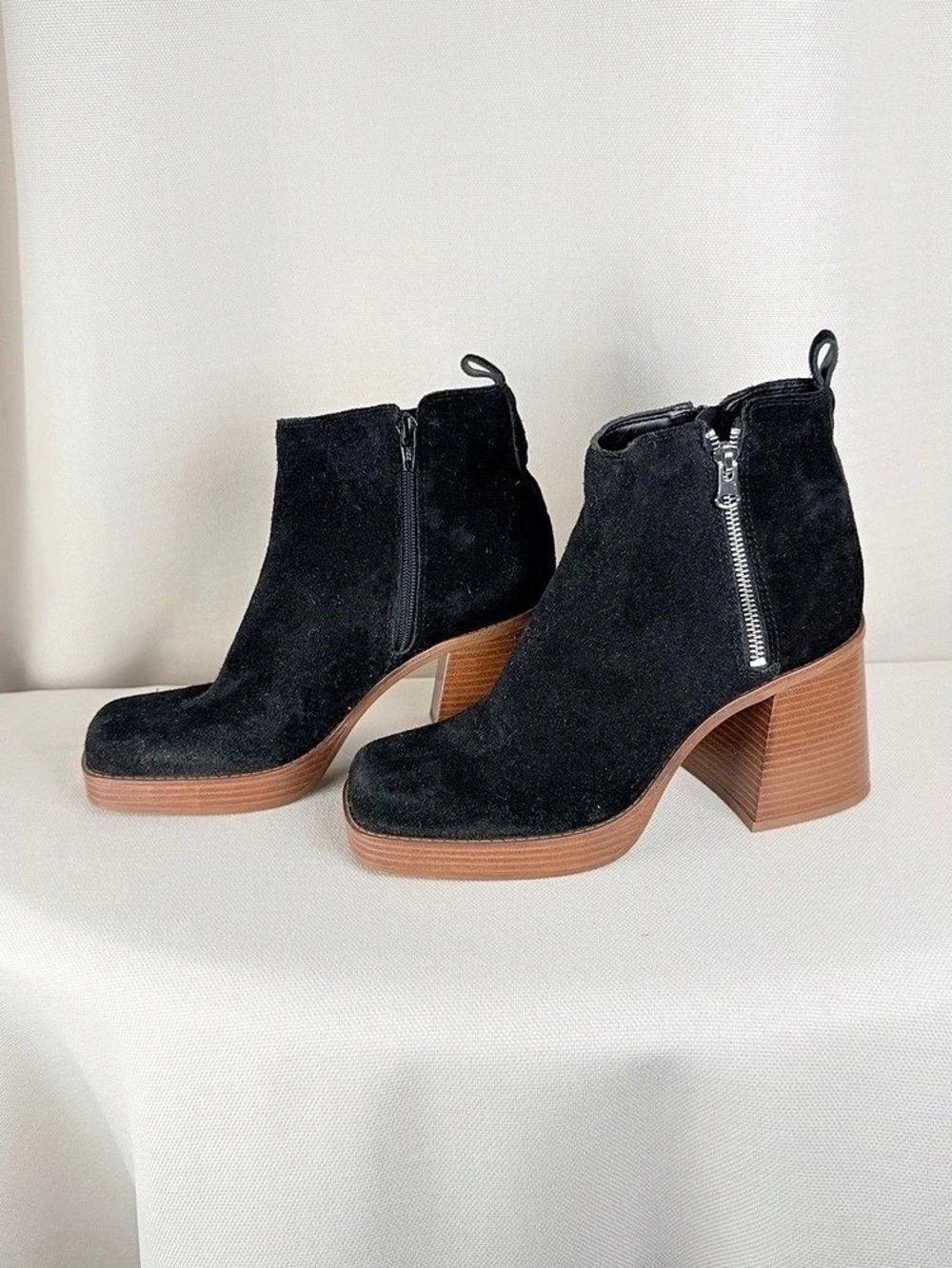 Copper Key Black Platform Ankle Boots Like New